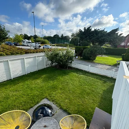 Close To Center Og Ons Willa *