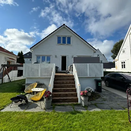 Enebolig Naer Sentrum Og Ons Min 3 Night